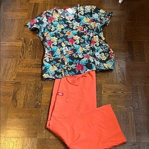 Dickies Multicolor Floral Top and Scrub Pants